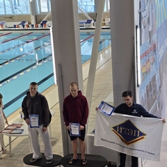 27 ноября 2025 года в г. Иркутске на базе водноспортивного комплекса «Солнечный» проходили областные соревнования по плаванию среди обучающихся профессиональных образовательных организаций Иркутской области. Участие приняло 10 команд СПО. Наш техникум п